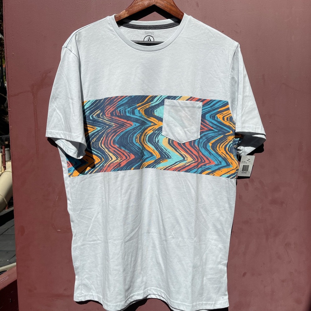 Volcom shirt  brand new